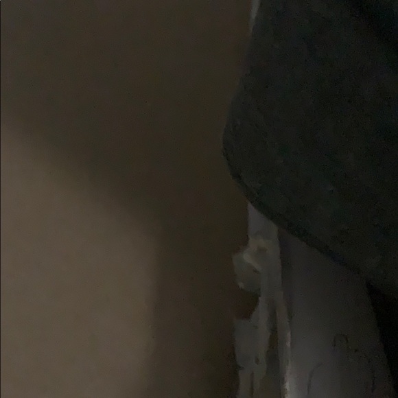 Meet your Posher, Ava - Picture 1 of 1